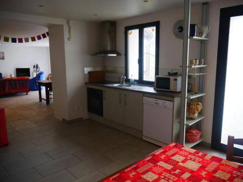 Gîte Bazoches-les-Gallerandes 3 pièces 4 personnes - FR-1-590-224 - image 3