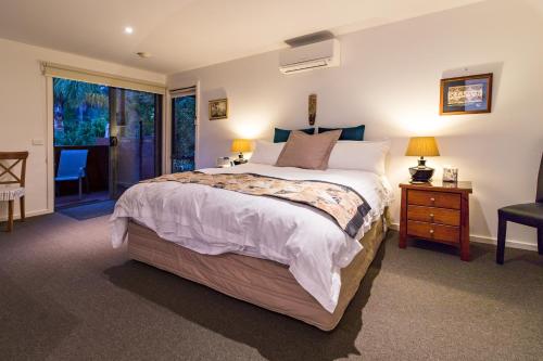 Balconies Dolphincove in เมอริมบูล่า