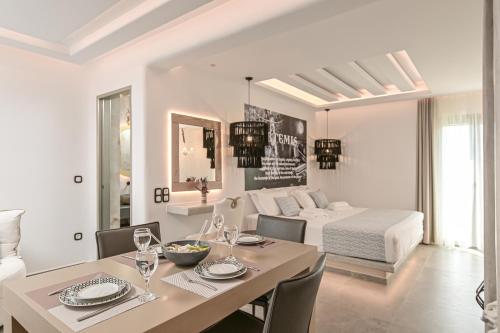 Naxos Pantheon Luxury Apartments