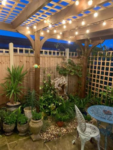 ทัศนียภาพ, The Snug in Cheltenham, Leckhampton - A Cosy & Unique Space in ปิลลีย์