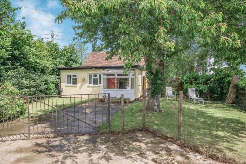 Sunshine Lodge gîte à louer Stockland Bristol