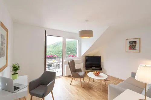Ferienwohnung Burgblick Coraidelstein in Klotten, Deutschland