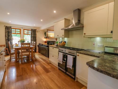 Vista exterior, Thistle Dhu in Newtonmore