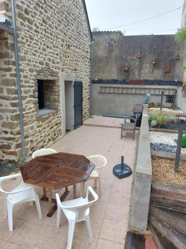 . Studio idéalement situé au calme