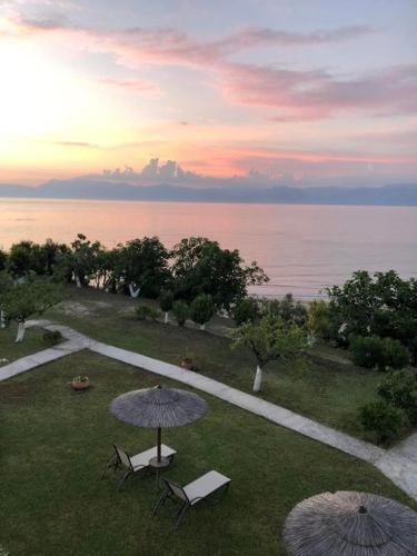 Villa Panorama Astrakeri Beach