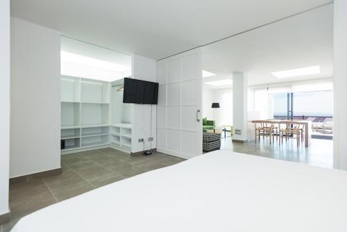 Altos de la Gloria Beach Apartments - main image