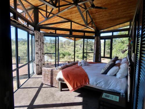Greenfire Game Lodge Room Type - Deluxe King Room