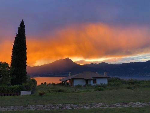  Christina's apartment in Torri del Benaco