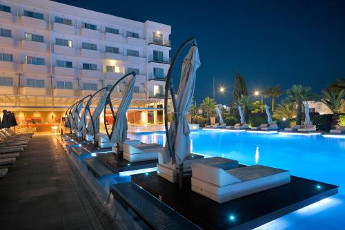 Nestor Hotel - image 2