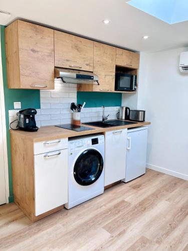 廚房, LE QUAI 6 - Studio neuf CALME LUMINEUX - CLIM - WiFi - Gare à 200m (LE QUAI 6 - Studio neuf CALME LUMINEUX - CLIM - WiFi - Gare a 200m) in 阿讓市中心