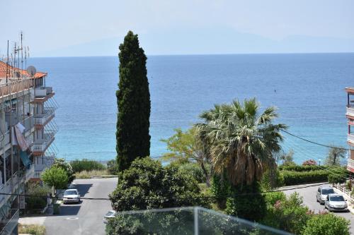 Sea view luxury apartment in Nea Kallikratia. - Θερμαϊκός Κόλπος