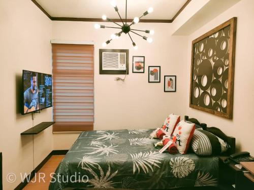 Centropolis Queen Bed Suite- Modern Posh Style, Manila