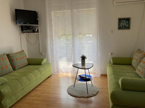  Apartments Emi Novigrad in Novigrad