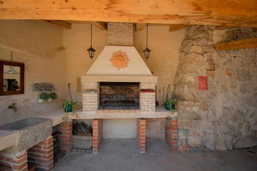 Villa Ca'Pietra, rustic stone house