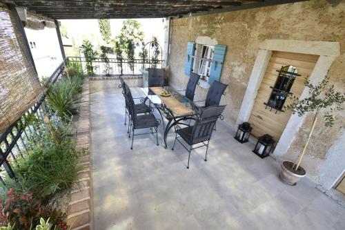 Villa Ca'Pietra, rustic stone house