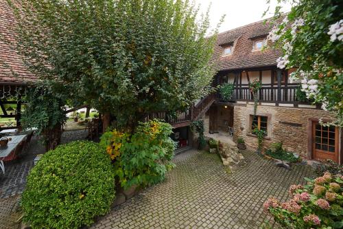 La Cour de Lise Maison D'Hôtes et SPA