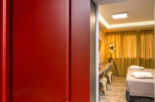 360 Degrees - image 12