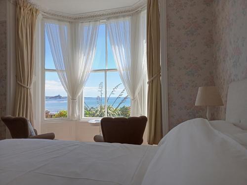 Mount Royal - Penzance, Penzance (photo 2)