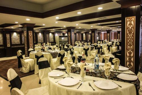 Ruang perjamuan, Royalton Hotel Rawalpindi in Rawalpindi