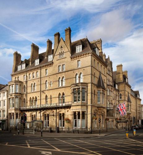 The Randolph Hotel, by Graduate Hotels