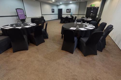 Village Hotel Liverpool - image 13