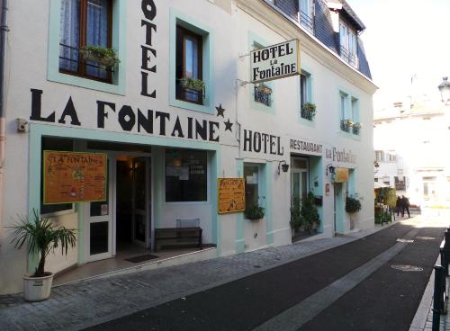 Hôtel La Fontaine - Hôtel - Lourdes