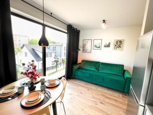 2 bedrooms, 4 beds