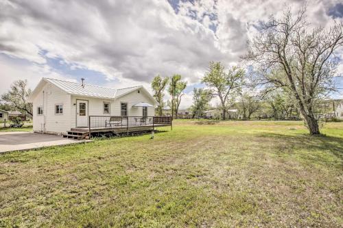 Lovely Thermopolis Home < 3 Mi to Hot Springs - Hot Springs County, WY
