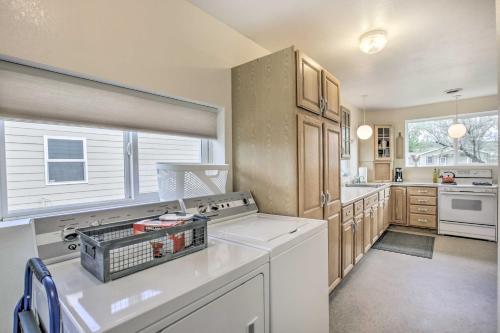 Lovely Thermopolis Home < 3 Mi to Hot Springs in Lucerne (WY)