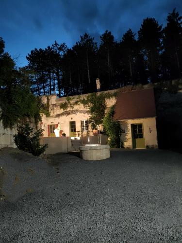 Aux trois tilleuls - Chambre d'hôtes - Loches