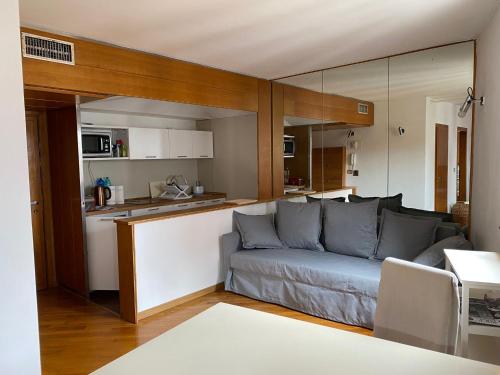 Anzolo Palace - Rooms & Apartments