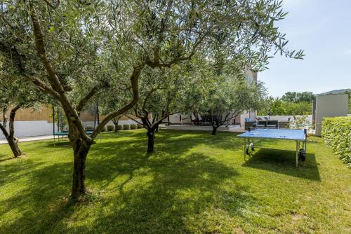 Villa Arbareto with heated swimming pool