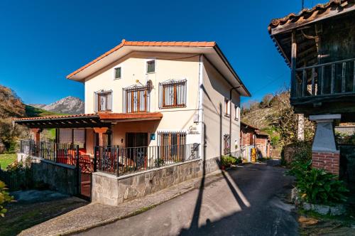 Casa a mitad de camino entre playas y Picos de Europa