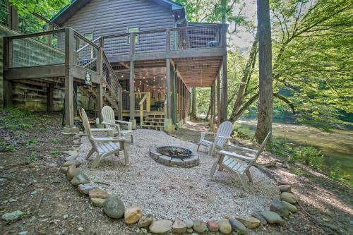 Crystal River Cabin with Scenic View and Fire Pit