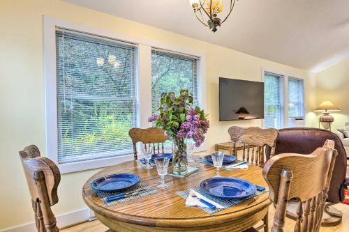 Near Ice Fishing and Snowmobiling Frankfort Home in Frankfort