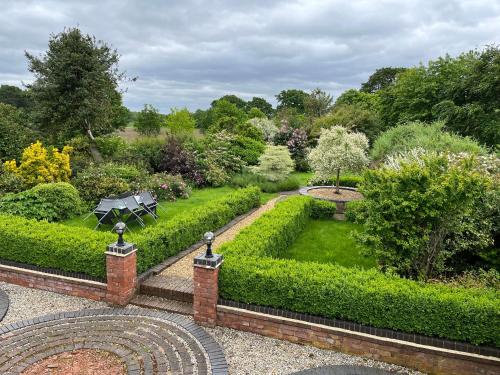 Woodend Cottage - image 13