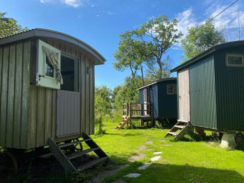 hotels near the white hart, castle cary - best hotel rates near