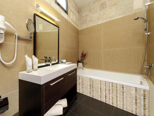 Junior Suite image 7