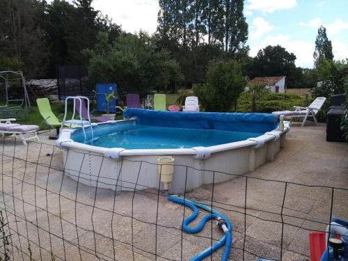 Chambres chez l habitant proches circuit Magny Cours in St Pierre Le Moutier