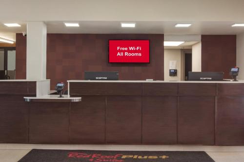 Red Roof Inn PLUS & Suites Erie in Erie, USA
