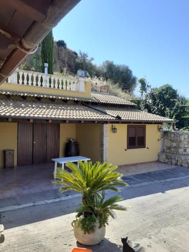  Casa vacanze Monterosso, Pension in Ravanusa