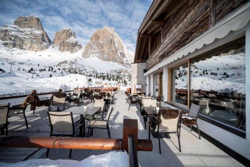 Passo Sella Dolomiti Mountain Resort 2