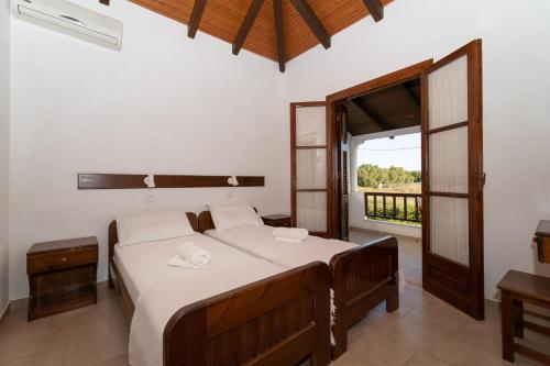 Ilias Apartments - image 9