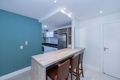 Boulevard 222D - Excelente apartamento em condomínio de luxo no centro de Bombinhas - Piscina - Jacuzzi - Academia - Portaria 24h - (Consultar serviços de roupa de cama e banho), Bombinhas (zdjęcie 8)