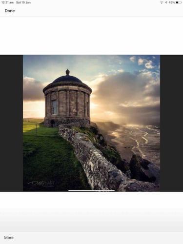 Woodland lodge, apartment in 鄧吉文