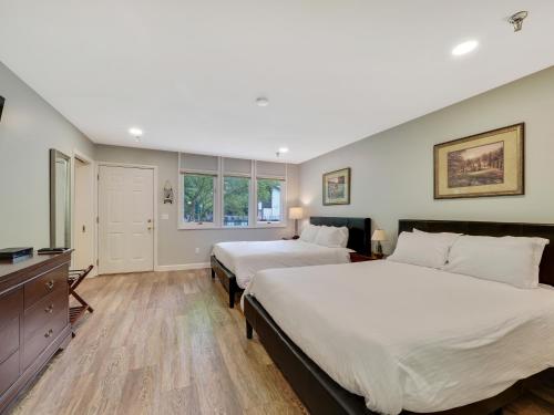 335E Mountain Villa - image 2