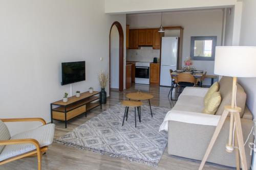 Almyros Aktis seaview apartment