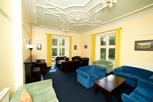 共用Lounge/電視區, YHA康尼斯頓霍利酒店 (YHA Coniston Holly How) in 科尼斯頓