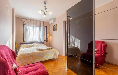 5 Bedroom Cozy Home In Jadranovo