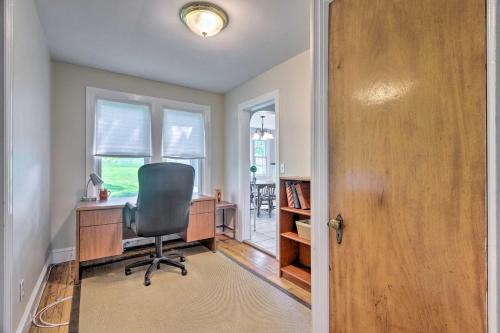 Cozy Middletown Home Near Beaches and Newport! in Middletown, USA